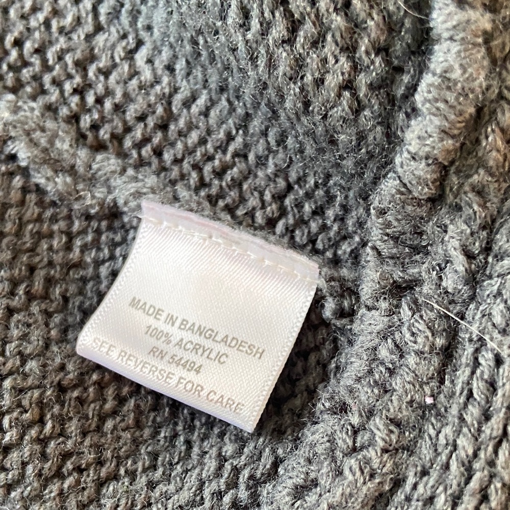 3/$12 Vintage Red Paint y2k shrug Cable Knit Open Front Sweater Vest Gray Medium - Picture 8 of 8